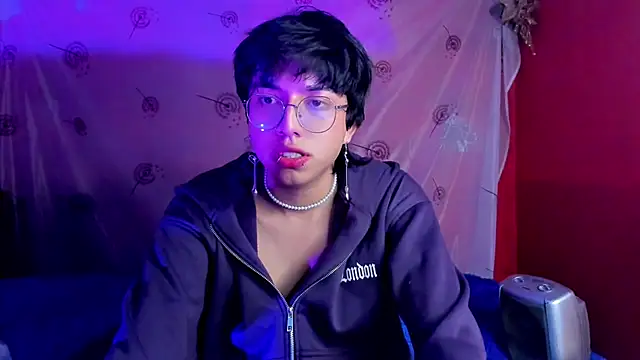 Snapshot of AnggelONfiree chatting on February 8, 2025, 9:56 am AnggelONfiree online show from February 8, 2025, 9:56 am