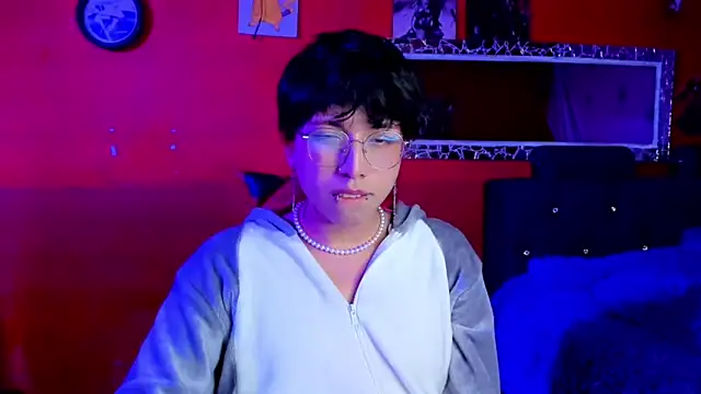 Snapshot of AnggelONfiree chatting on March 2, 2025, 2:08 am AnggelONfiree online show from March 2, 2025, 2:08 am