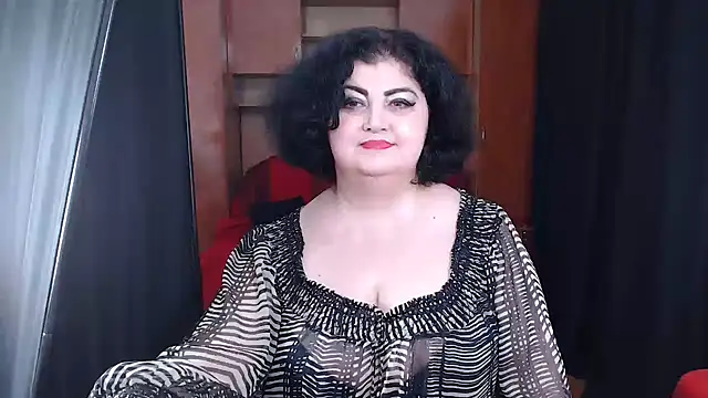 Snapshot of _MissJ_ chatting on February 5, 2025, 8:11 am  MissJ  online show from February 5, 2025, 8:11 am
