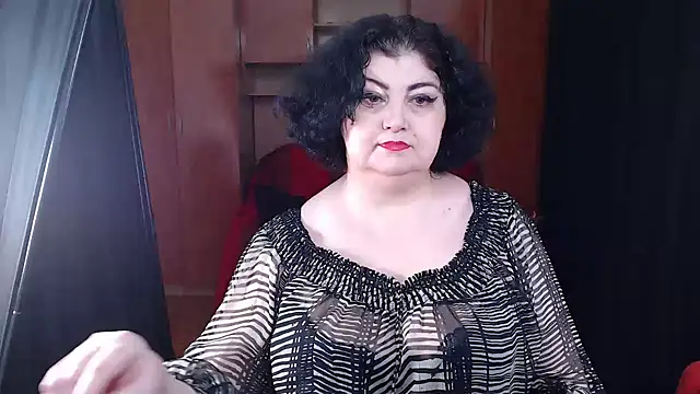 Snapshot of _MissJ_ chatting on February 13, 2025, 11:37 pm  MissJ  online show from February 13, 2025, 11:37 pm