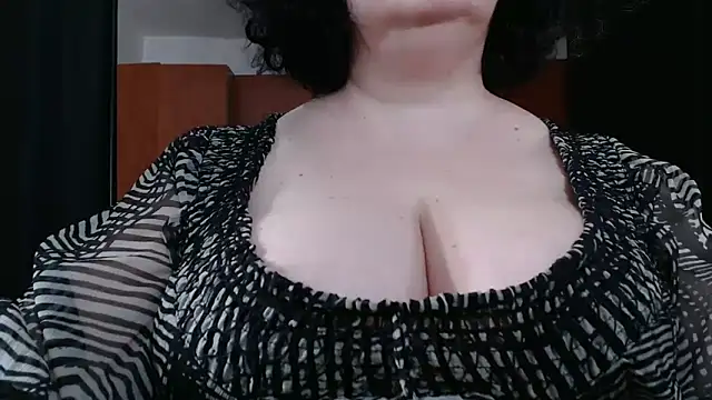 Snapshot of _MissJ_ chatting on March 2, 2025, 1:27 pm  MissJ  online show from March 2, 2025, 1:27 pm