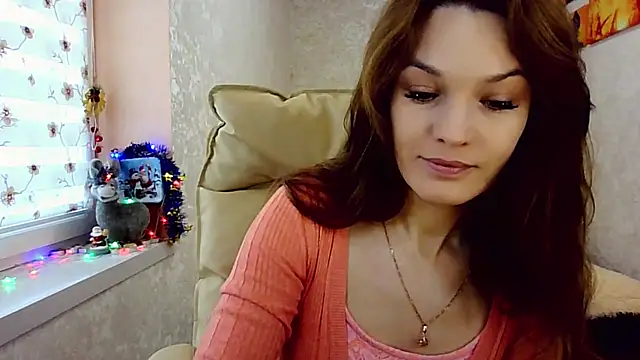 impossibleluna online show from January 13, 2025, 9:30 am