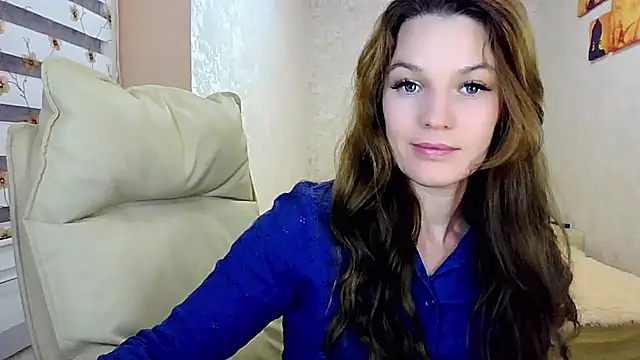 impossibleluna online show from September 13, 2025, 6:08 pm