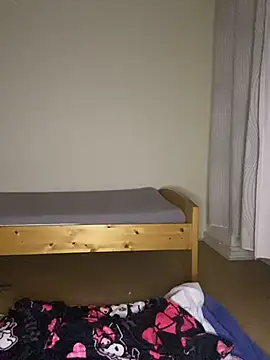 egirl711 online show from January 8, 2026, 5:48 pm