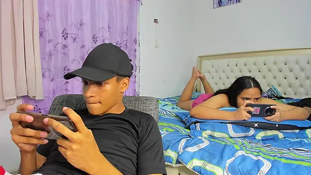 fenixonfire  online show from March 8, 2025, 10:34 pm