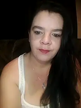 Hornyparratjie online show from May 31, 2026, 12:19 am
