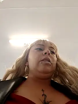 madelaine- online show from March 6, 2025, 6:48 pm