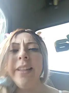 madelaine- online show from November 18, 2025, 7:18 pm