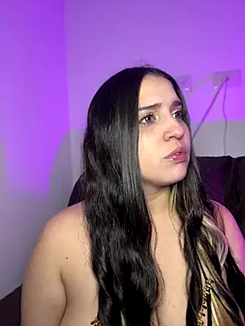 Snapshot of valentina_jonnes1 chatting on October 10, 2025, 6:45 am valentina jonnes1 online show from October 10, 2025, 6:45 am