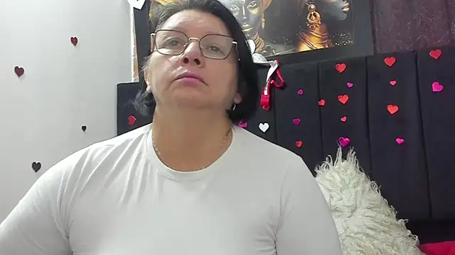 Evaaross 2345 online show from March 23, 2026, 2:54 pm