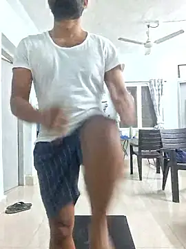 Snapshot of RKumar1994 chatting on January 8, 2026, 1:24 pm RKumar1994 online show from January 8, 2026, 1:24 pm