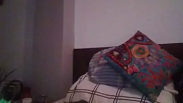 ELMASSIMPATICO 88 20CM online show from December 21, 2024, 1:15 am