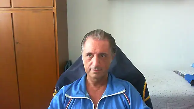 lliuk70mi online show from June 7, 2026, 11:36 am