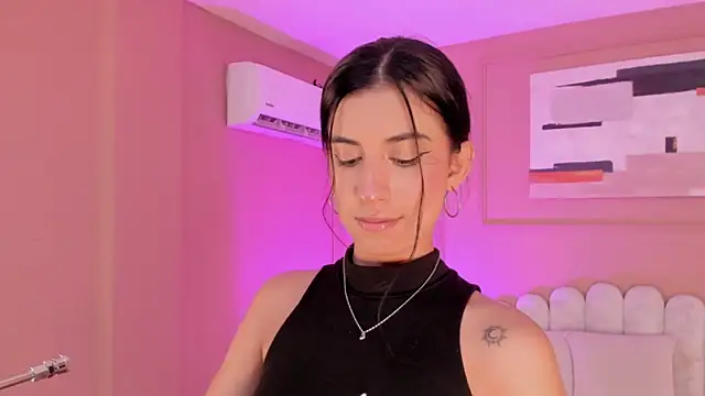 zia cooper online show from November 18, 2025, 7:18 pm