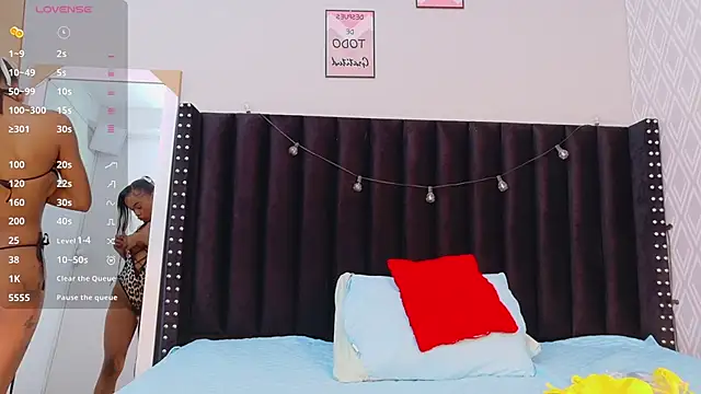 littleebonymommy online show from September 23, 2025, 8:23 pm