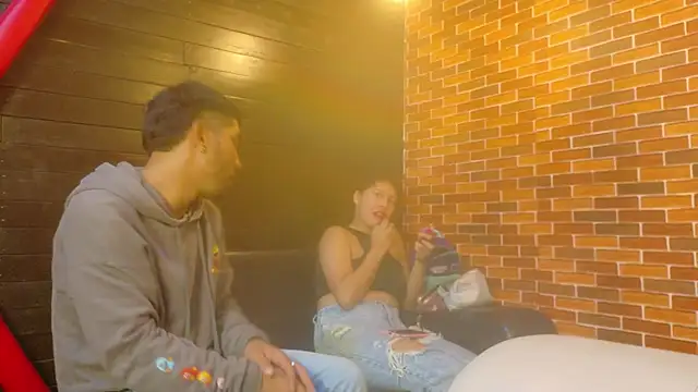 Annyeli online show from November 30, 2025, 3:38 pm