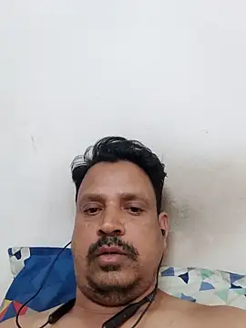 Snapshot of Raj1043 chatting on February 25, 2025, 10:15 am Raj1043 online show from February 25, 2025, 10:15 am