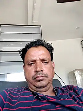 Snapshot of Raj1043 chatting on October 15, 2025, 6:35 am Raj1043 online show from October 15, 2025, 6:35 am