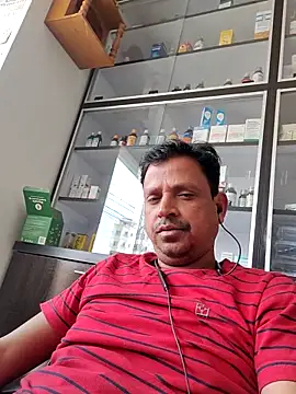 Snapshot of Raj1043 chatting on March 6, 2026, 6:21 am Raj1043 online show from March 6, 2026, 6:21 am