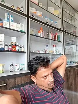 Snapshot of Raj1043 chatting on March 10, 2026, 6:18 am Raj1043 online show from March 10, 2026, 6:18 am