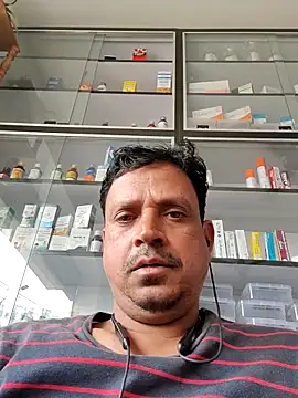 Snapshot of Raj1043 chatting on March 11, 2026, 6:52 am Raj1043 online show from March 11, 2026, 6:52 am