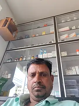 Snapshot of Raj1043 chatting on March 17, 2026, 5:55 am Raj1043 online show from March 17, 2026, 5:55 am