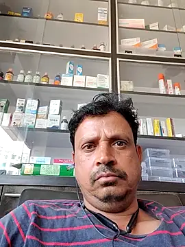 Snapshot of Raj1043 chatting on March 31, 2026, 6:25 am Raj1043 online show from March 31, 2026, 6:25 am