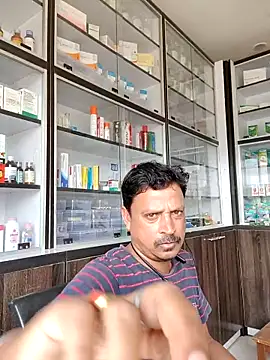 Snapshot of Raj1043 chatting on April 1, 2026, 6:03 am Raj1043 online show from April 1, 2026, 6:03 am