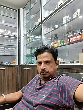 Snapshot of Raj1043 chatting on April 1, 2026, 3:09 pm Raj1043 online show from April 1, 2026, 3:09 pm