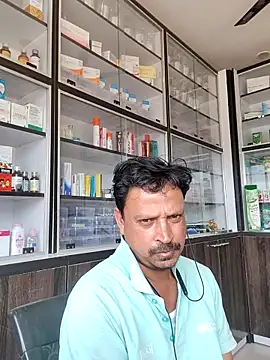 Snapshot of Raj1043 chatting on April 4, 2026, 7:50 am Raj1043 online show from April 4, 2026, 7:50 am