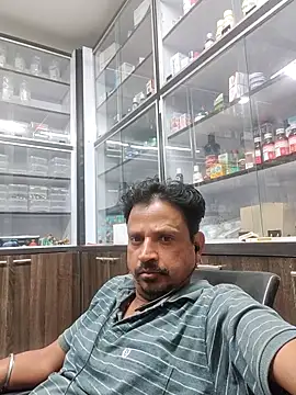 Snapshot of Raj1043 chatting on April 15, 2026, 3:52 pm Raj1043 online show from April 15, 2026, 3:52 pm