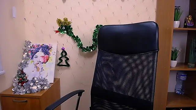  Nicole new online show from December 22, 2024, 12:05 pm