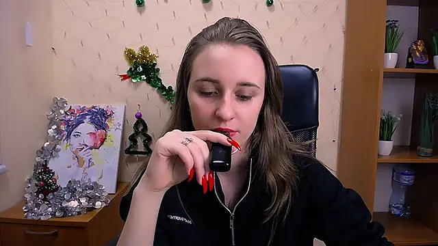  Nicole new online show from December 22, 2024, 3:11 pm