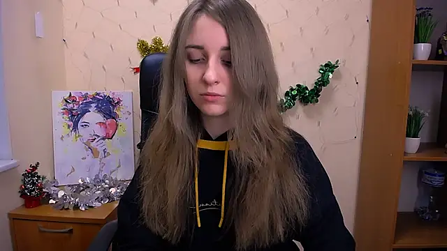  Nicole new online show from January 3, 2025, 12:30 pm