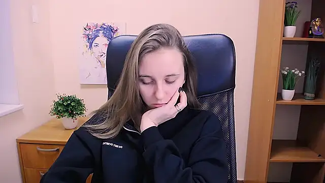  Nicole new online show from January 24, 2025, 7:19 am