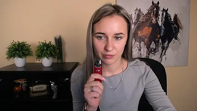  Nicole new online show from April 1, 2026, 1:41 pm