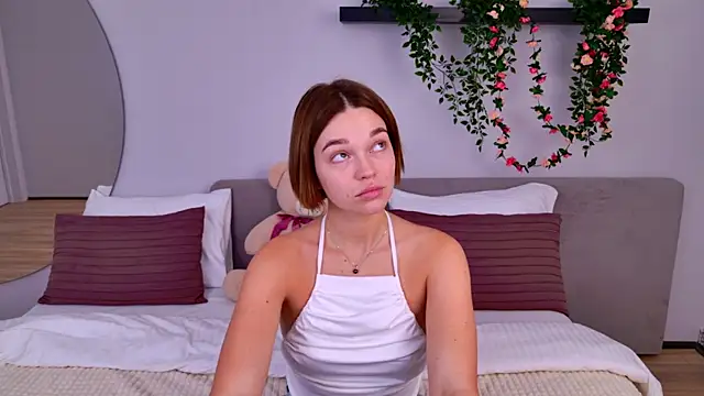 DanaLoved online show from February 11, 2025, 8:05 am