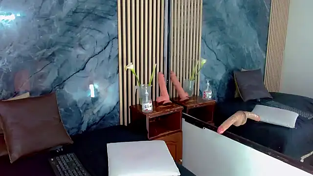 Isalombardi online show from February 12, 2025, 9:10 am