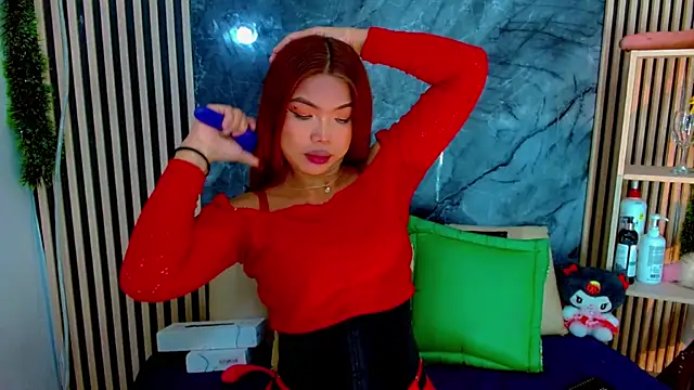 Isalombardi online show from January 7, 2026, 3:53 am