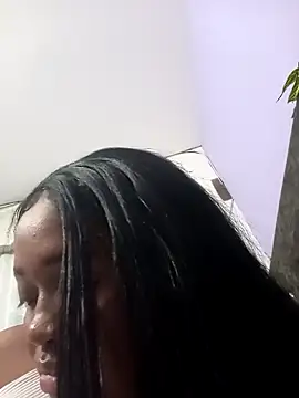 katia palmer2  online show from November 23, 2025, 4:01 am