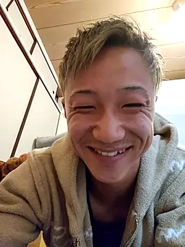 mementomori4669 online show from October 2, 2025, 2:24 pm