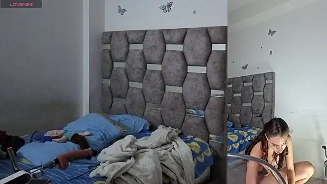 Snapshot of aurelialux chatting on February 6, 2026, 8:45 pm aurelialux online show from February 6, 2026, 8:45 pm