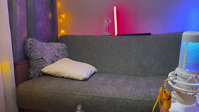 Snapshot of Adam_misti chatting on December 3, 2024, 3:00 pm Adam misti online show from December 3, 2024, 3:00 pm