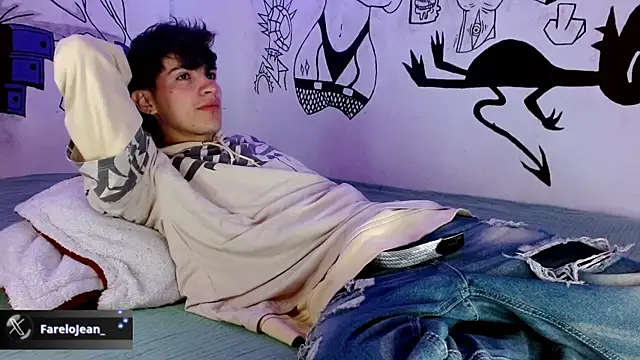 Snapshot of jeanfarelo chatting on October 18, 2025, 11:33 am jeanfarelo online show from October 18, 2025, 11:33 am