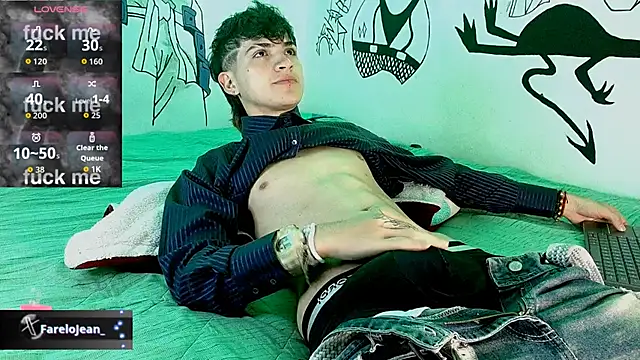 Snapshot of jeanfarelo chatting on October 24, 2025, 11:34 pm jeanfarelo online show from October 24, 2025, 11:34 pm