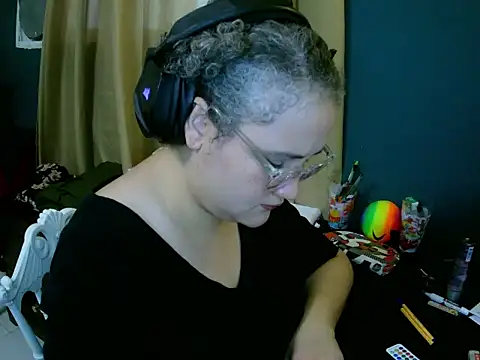 lolalicious 7583 online show from February 10, 2026, 3:49 pm