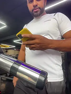 Sheik z o online show from March 11, 2026, 11:49 am