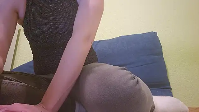 EstrellaWalters online show from February 25, 2025, 7:14 pm