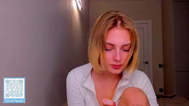 pretty girlnextdoor online show from February 13, 2025, 5:22 pm