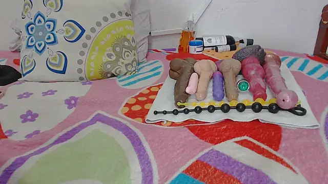 Snapshot of gina_lis chatting on December 16, 2024, 2:27 pm gina lis online show from December 16, 2024, 2:27 pm